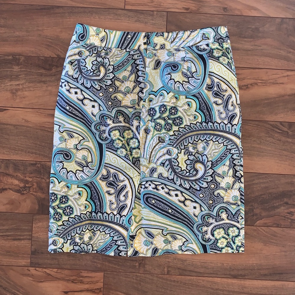 Pencil skirt